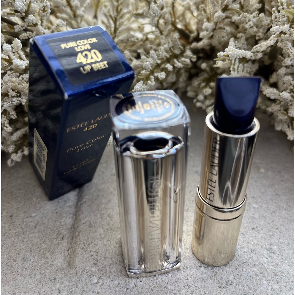 NIB - Estée Lauder - Pure Color Love 420 Up Beet Lipstick - Picture 3 of 3